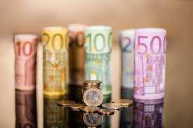 Ripartono i prestiti: +40% per viaggi, +20% per i matrimoni. Incognita inflazione sul 2022