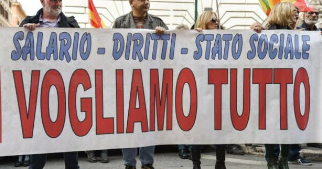  Sempre più famiglie in difficoltà. Salario minimo misura fondamentale