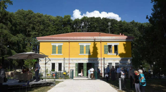 UNA MIMOSA PER BORGO TRENTO