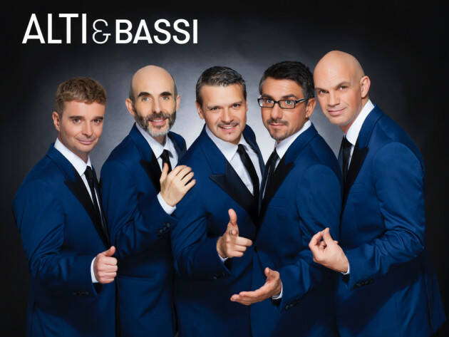 LE TRAGOLGENTI VOCI DEL QUINTETTO ALTI &BASSI AL TEATRO PONCHIELLI
