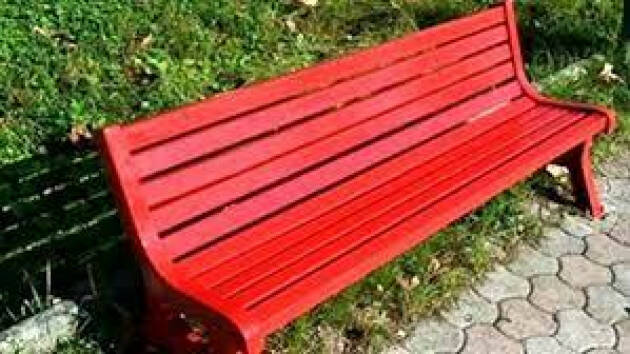 Piacenza: Una panchina rossa per ricordare Zahira. Domani l'inaugurazione