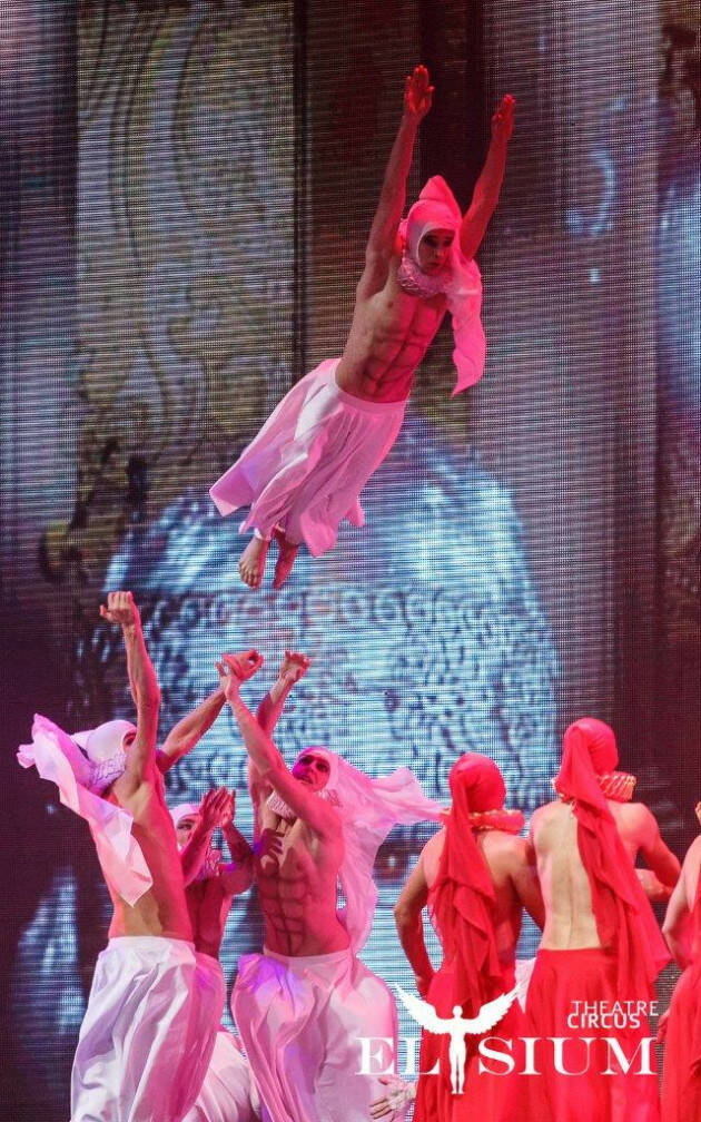 ALICE IN WONDERLAND - domenica 3 aprile, ore 17.00 – Teatro A. Ponchielli