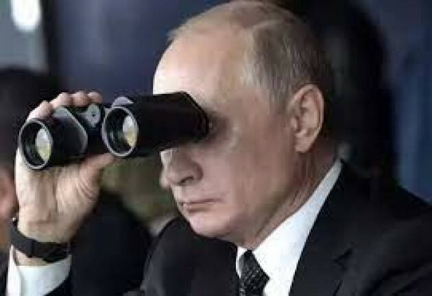 ORA SIAMO AL ''WANTED''  O  ''CHI LA VISTO ?'' PER PUTIN, SIA IN RUSSIA CHE DA NOI