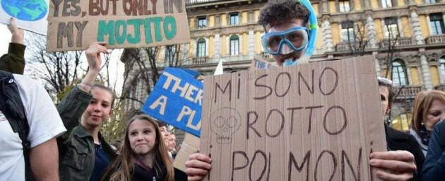 Anche a Cremona 25 MARZO SCIOPERO GLOBALE PER IL CLIMA #PEOPLENOTPROFIT 