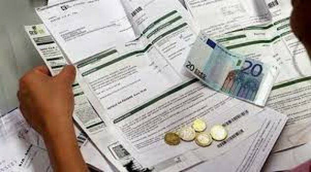 CARO BOLLETTE, SONO ARRIVATE LE MISURE DEL GOVERNO PER IL CONTRASTO.