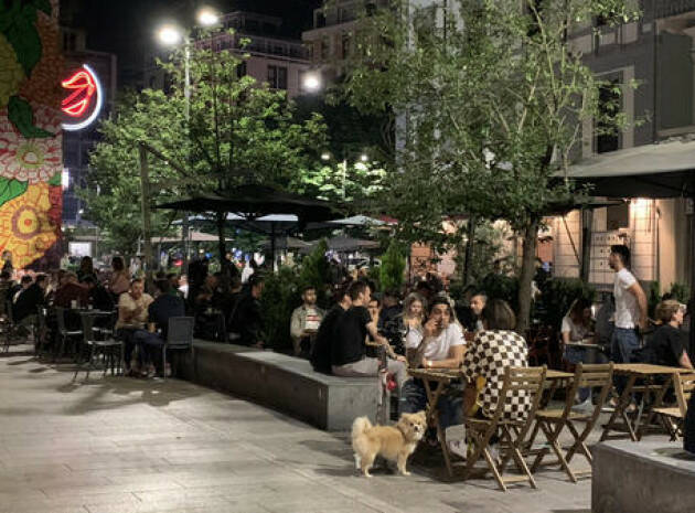 Rapina in zona movida a Milano, due arresti