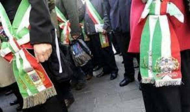 LETTERA AL DIRETTORE I WELFARENETWORK - TRASFERIMENTI STATALI AI COMUNI