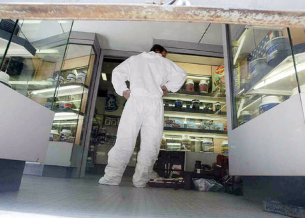 Vendevano false medicine anti Covid, maxi sequestro Gdf