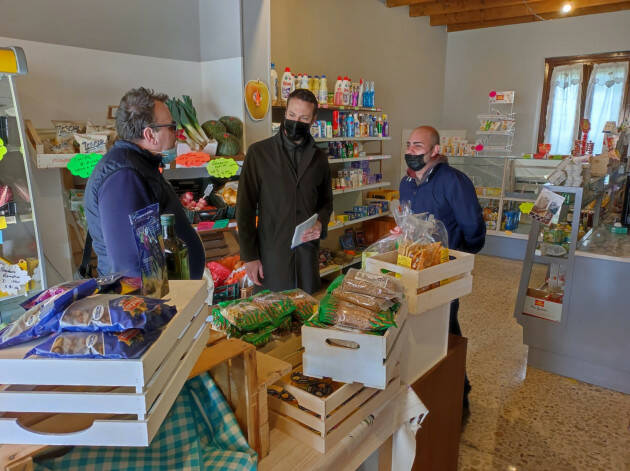 Crema: Il candidato sindaco del centrosinistra Fabio Bergamaschi era nel quartiere di San Bernardino/Vergonzana