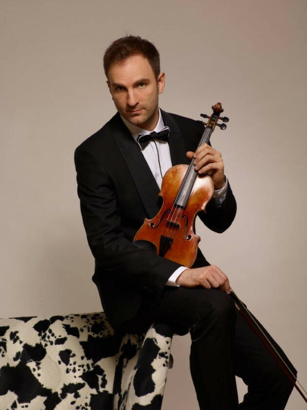  il violinista serbo Stefan Milenkovich per una serata al teatro Ponchielli