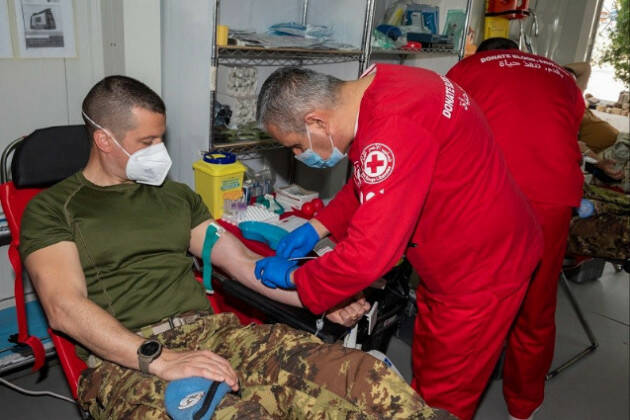 Libano: Caschi Blu italiani donano sangue per la popolazione locale