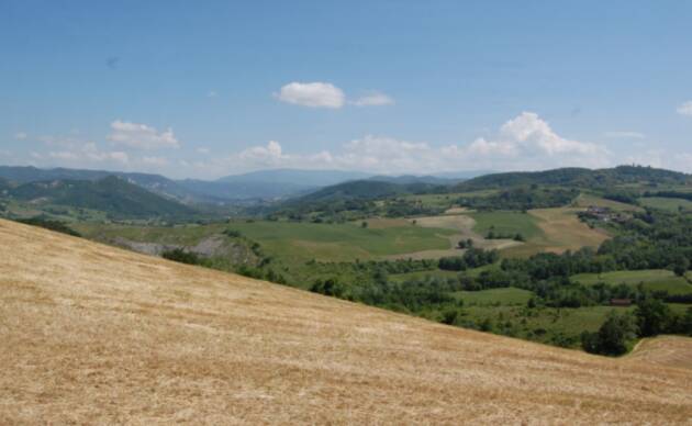 IL TREKKING DELLE  CRETE PAVESI
