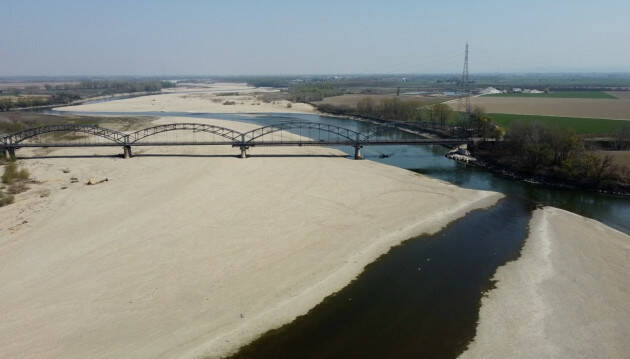 Ogha Ecco il PO asciutto, da grande fiume a rigagnolo