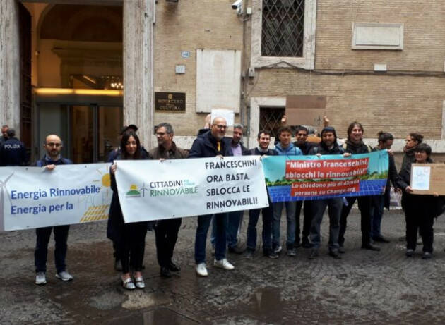 Rinnovabili, nell’ultimo anno installati impianti per 1,4 GW mentre 168 GW restano al palo
