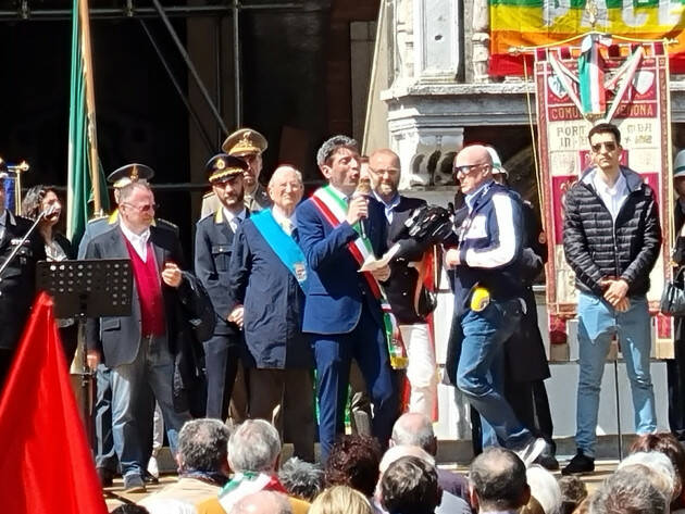 Cremona Celebra il 25 aprile 2022 con il corteo ed una grande manifestazione di piazza (Video)