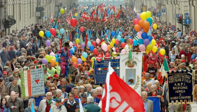 Primo Maggio,Cgil-Cisl-UIL  tornano in piazza ad Assisi . Lavoro e Pace  per l’ Ucraina