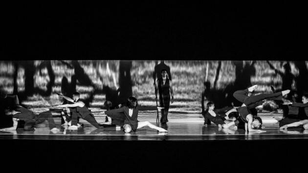 LES BALLETS JAZZ DE MONTREAL CON DENCE ME - OMAGGIO A LEONARD COHEN AL TEATRO PONCHIELLI