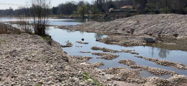 SOS acqua per produzione lombarda