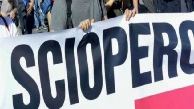 CR Cgil-Cisl-Uil  Presidio  in preparazione sciopero nazionale della scuola  il 30 maggio.