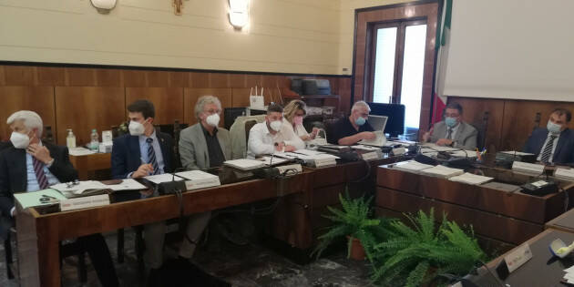 S voltosi il Consiglio Provinciale. Bollette energetiche e caro prezzi al centro del dibattito