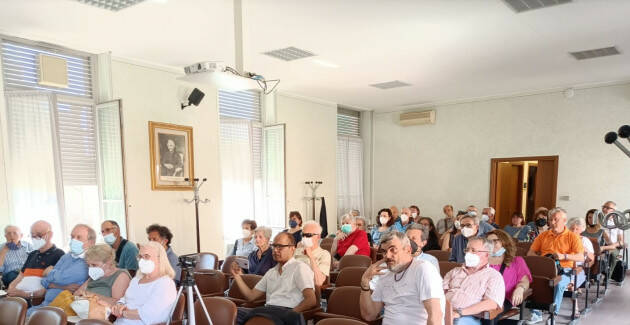 Cremona Partecipazione all'incontro 'Non esistono guerre giuste ecc.'