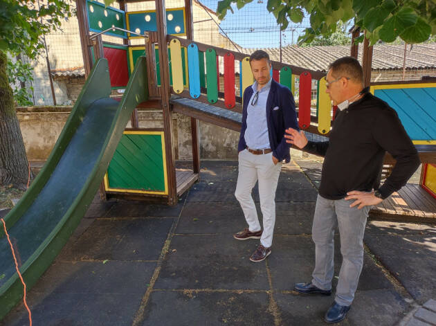 A Crema  Fabio Bergamaschi ha fatto visita alla scuola materna di Ombriano