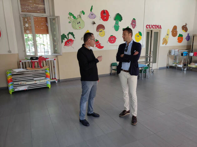 A Crema  Fabio Bergamaschi ha fatto visita alla scuola materna di Ombriano