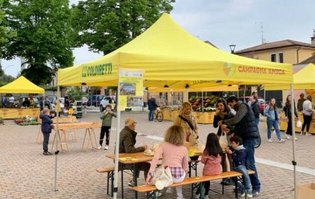 Coldiretti Mercato a Sospiro In piazza Rinascimento, dalle 8 alle 12  di 5 giugno