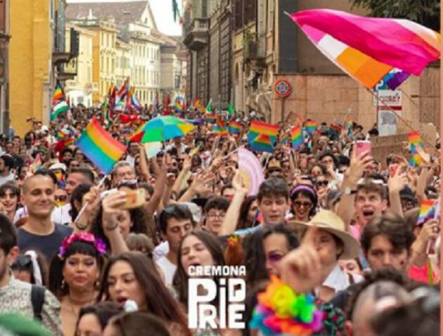 Polemiche sul Cremona Pride Lapo Pasquetti: siamo orgogliosi patrocinio Comune