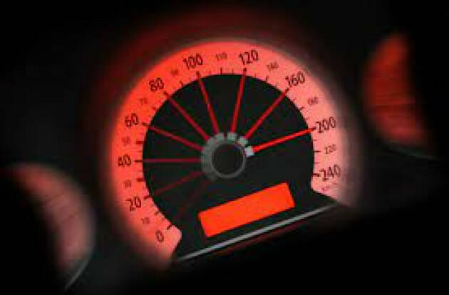 CR: ECCESSO DI VELOCITA’ PER 1 KM/H, QUANDO LA MULTA HA IL SAPORE DELLA BEFFA