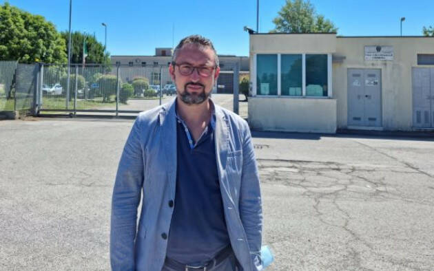 MATTEO PILONI (PD)  IN VISITA AL CARCERE DI CREMONA.