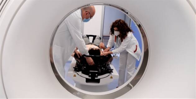 ASST CREMONA RADIOTERAPIA: UN ALLEATO IN PIÙ PER COMBATTERE TUMORI