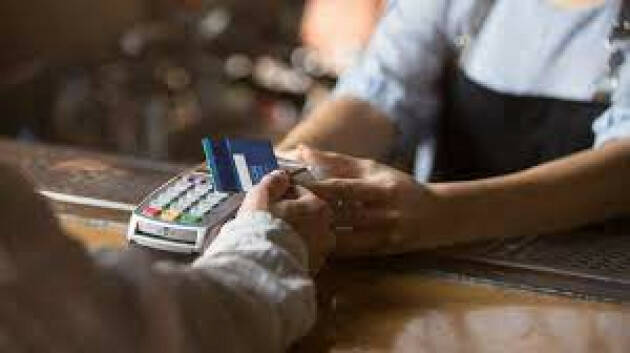 CREMONA: PAGAMENTI CON IL POS, DA OGGI SCATTANO LE SANZIONI.