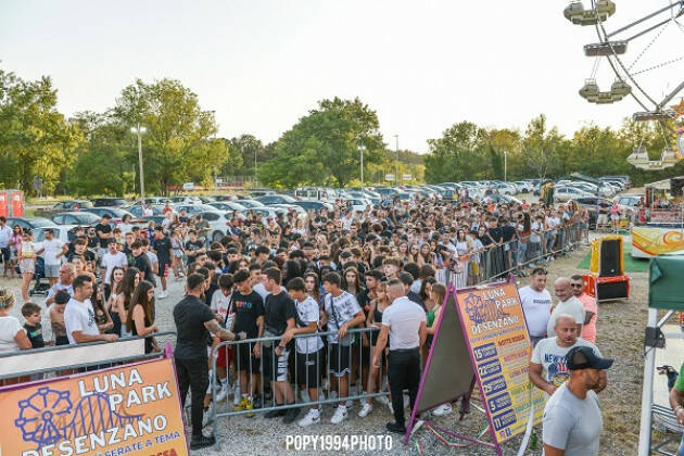 TAGLIO DEL NASTRO UFFICIALE PER IL LUNA PARK DI DESENZANO aperto fino al 28 agosto