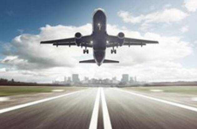 L’Europarlamento chiede carburanti sostenibili per l'aviazione
