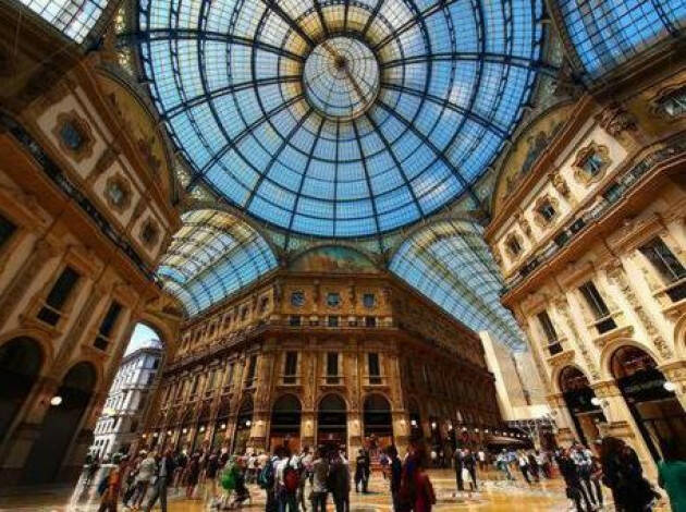 Bando del Comune di Milano per centro del lusso e hotel