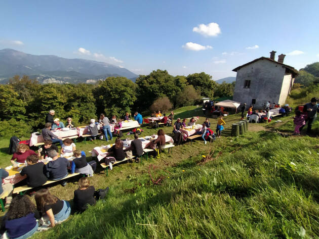 AD AIRUNO TORNA IL RAPELLO FOLK