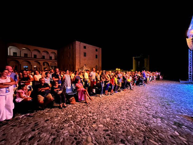 Sold out per Max Angioni a Palazzo Farnese - Festival Dal Mississippi al Po