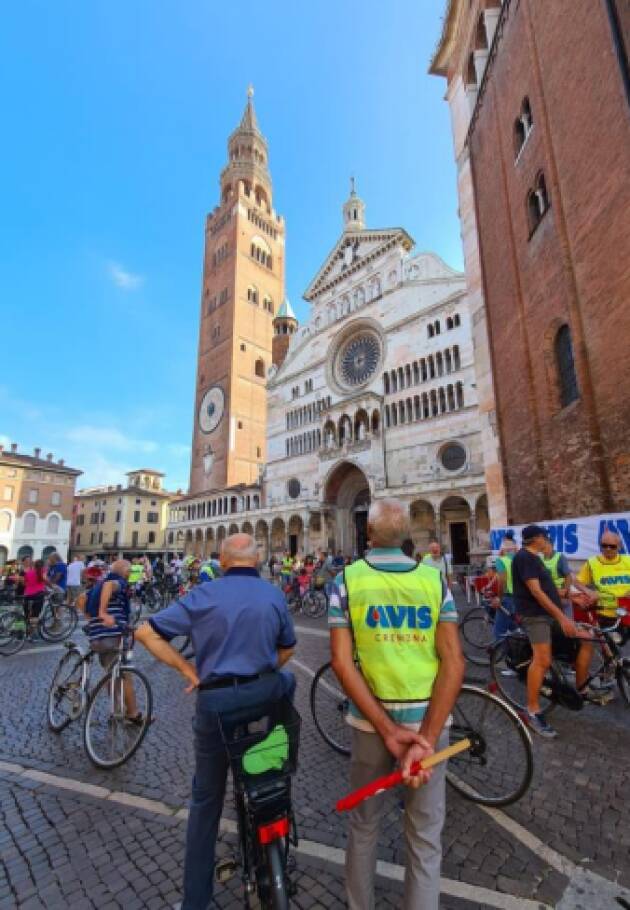 PEDALARE E' BELLO CON L'AVIS A CREMONA
