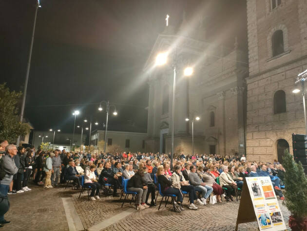 Offanengo: Il live di MagicaMusica ad Offanengo è una festa: oltre 500 persone 