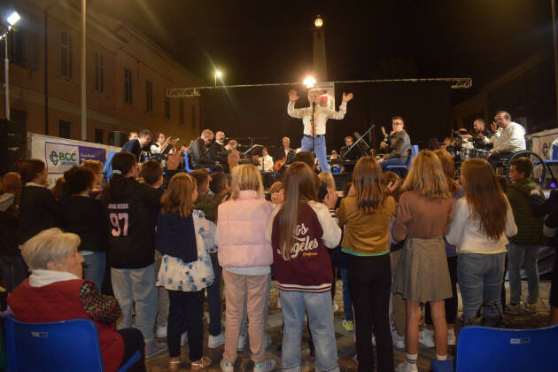 Offanengo: Il live di MagicaMusica ad Offanengo è una festa: oltre 500 persone 