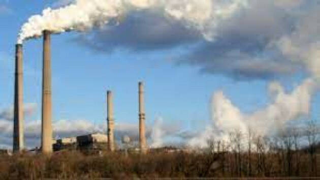 AMBIENTE & VELENI, AZIONE LEGALE CONTRO LA COMMISSIONE EUROPEA PER LA TASSONOMIA VERDE