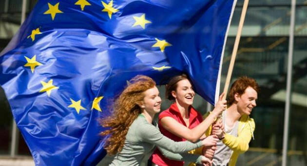 384 milioni per Erasmus+