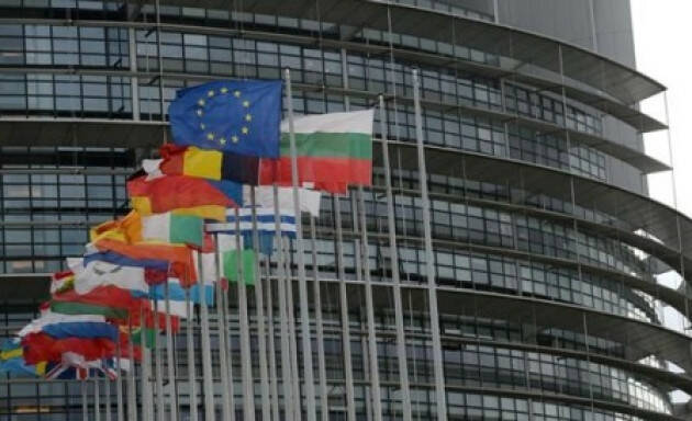 L’europarlamento chiede di sanzionare i responsabili della morte di Mahsa Amini