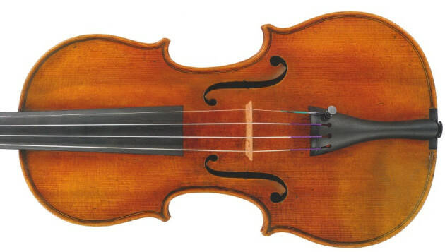 Il violino Tyrrell 1717 di Antonio Stradivari esposto al MdV Cremona