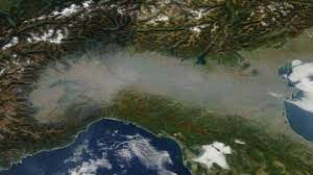 CREMONA: SMOG, DA MARTEDÌ 18 OTTOBRE SCATTANO LE MISURE TEMPORANEE