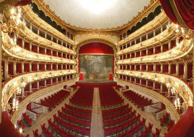 VISITE GUIDATE AL TEATRO PONCHIELLI IN OCCASIONE DELLA FESTA DEL TORRONE