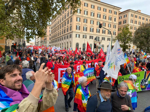 Cgilcremona A ROMA PER LA  PACE. UNA PIAZZA CHE NON PUÒ RESTARE INASCOLTATA