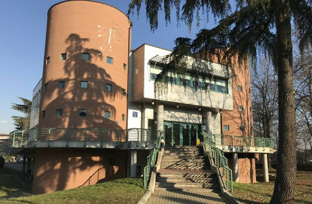 Poli Mi Campus Cr Seminario INTELLIGENZA ARTIFICIALE e workshop PROTOTIPAZIONE RAPIDA