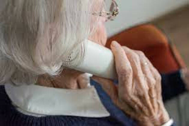 Codacons Crema su contratto telefonico con 200 parole al minuto